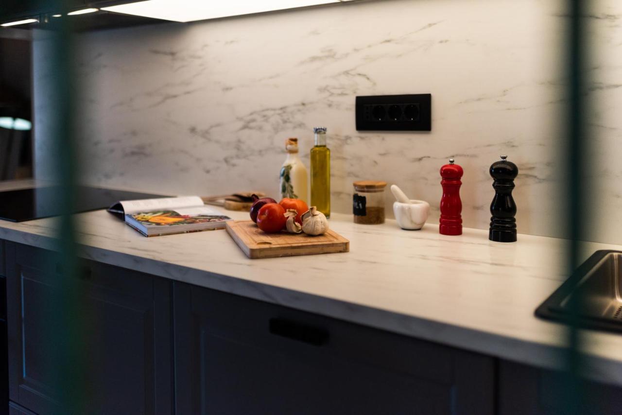 B&B Apartments And Studios Lanii ดูบรอฟนิก ภายนอก รูปภาพ